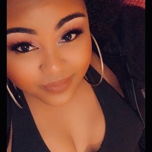 Meet your Posher, Amisha